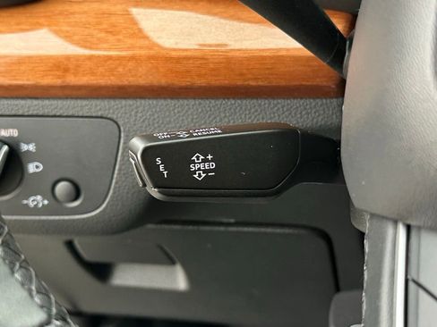 Used 2021 Audi Q5 2.0T Premium w/ Convenience Package image 36