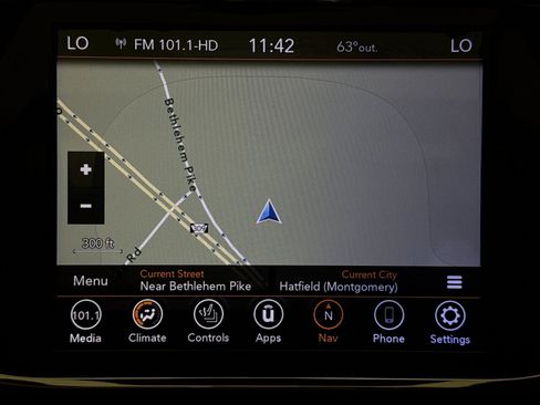 Used 2020 Jeep Grand Cherokee Overland AWD/4WD image 15