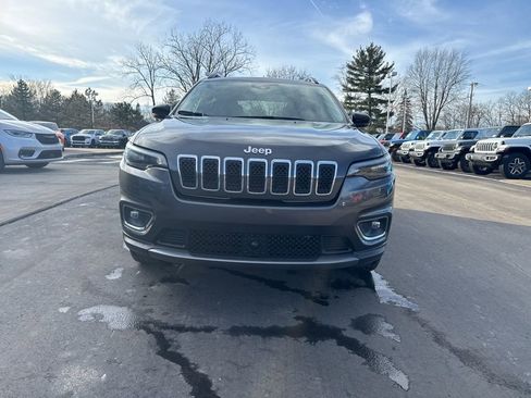 Used 2022 Jeep Cherokee Limited image 2