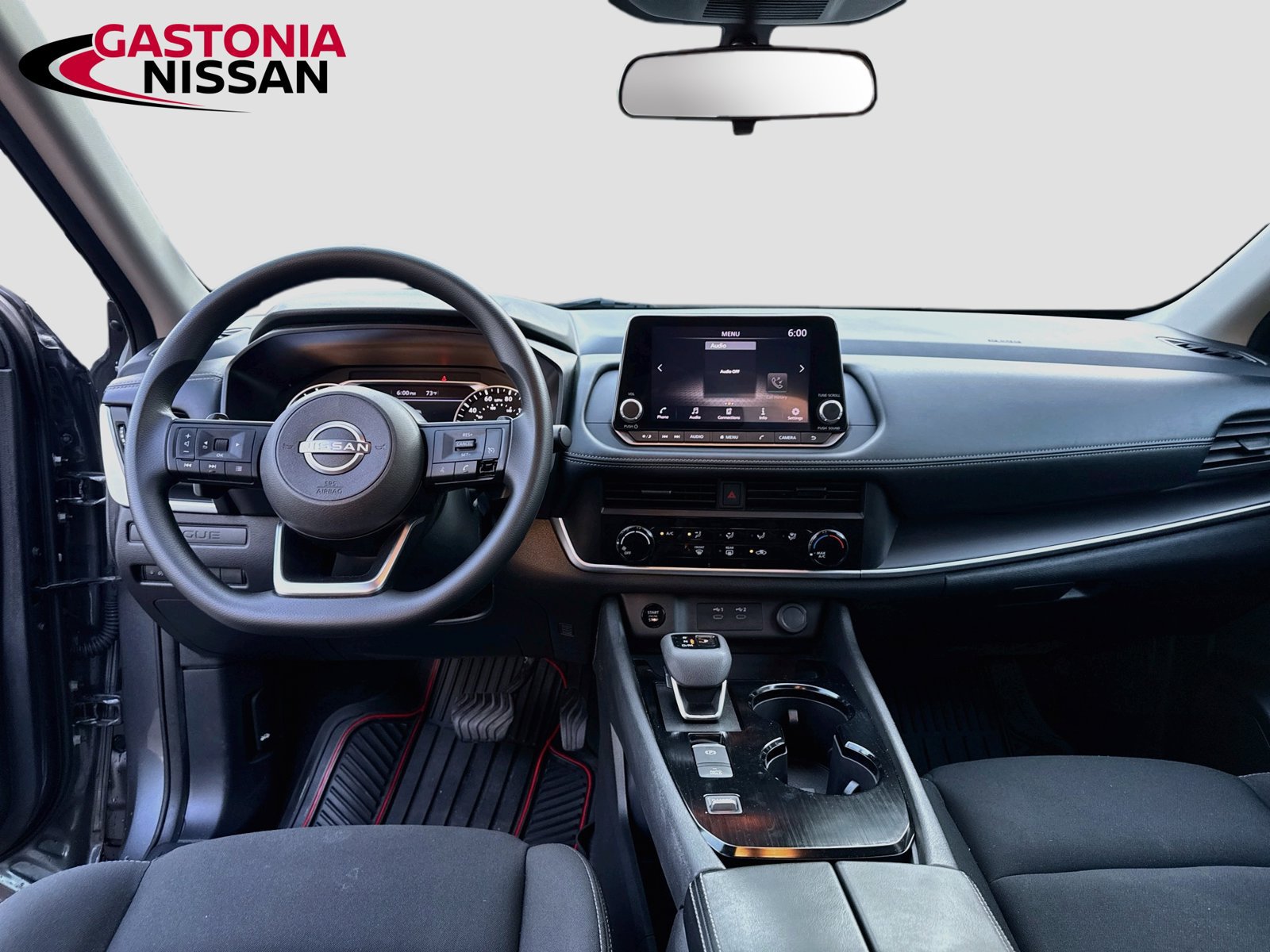 Used 2024 Nissan Rogue S FWD image 29