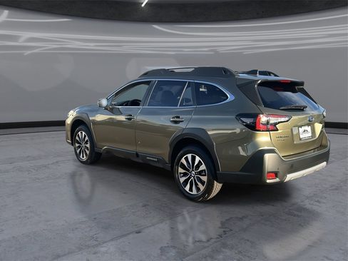 Certified 2025 Subaru Outback Limited image 4