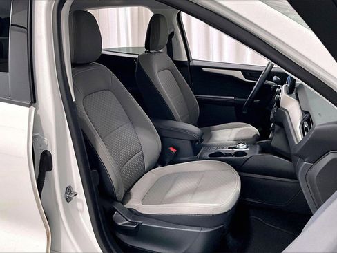 Used 2022 Ford Escape SE w/ Convenience Package image 16