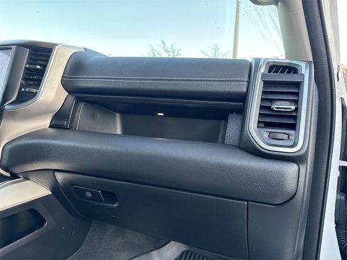 Used 2022 RAM 1500 Laramie image 28