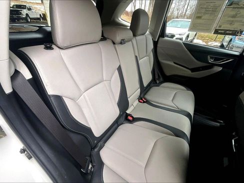 Used 2019 Subaru Forester Limited w/ Popular Package #3 image 16
