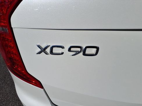 Certified 2023 Volvo XC90 B6 Plus w/ Protection Package Premier image 10