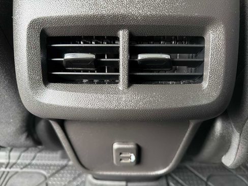 Certified 2024 Chevrolet Equinox LS w/ LS Convenience Package AWD/4WD image 20