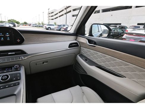 Used 2021 Hyundai Palisade Calligraphy FWD image 12