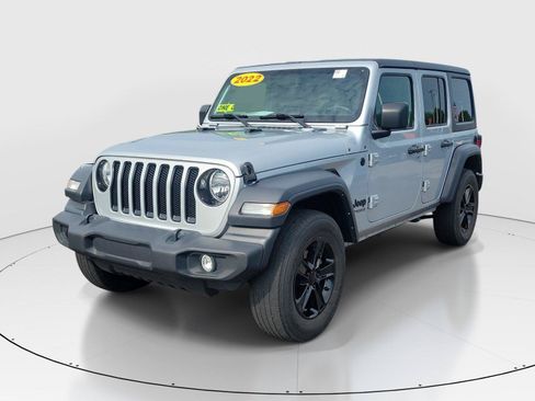 Used 2022 Jeep Wrangler Unlimited Sport AWD/4WD image 2