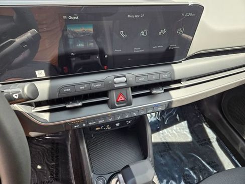 New 2026 Kia K4 FWD image 9