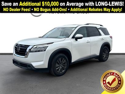 Used 2022 Nissan Pathfinder SV w/ SV Premium Package
