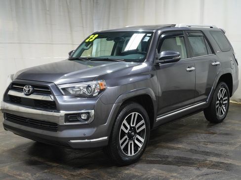 Used 2023 Toyota 4Runner Limited image 2