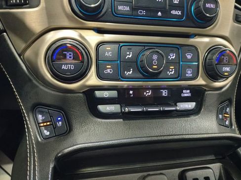 Used 2017 GMC Yukon Denali w/ Open Road Package AWD/4WD image 15