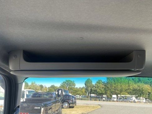 Used 2024 Chevrolet Low Cab Forward image 20