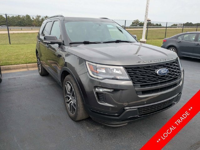 Used 2018 Ford Explorer Sport AWD/4WD image 2