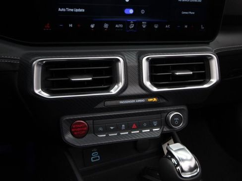 Used 2025 Ford Mustang Premium image 36