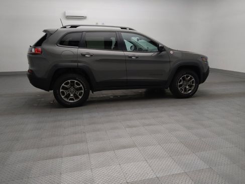 Used 2022 Jeep Cherokee Trailhawk w/ Premium Leather Package AWD/4WD image 10