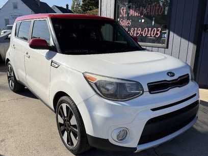Used 2017 Kia Soul + w/ Designer's Package