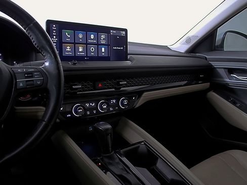 Used 2023 Honda Accord EX-L image 27