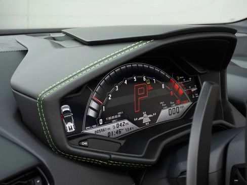 Used 2020 Lamborghini Huracan EVO AWD/4WD image 16