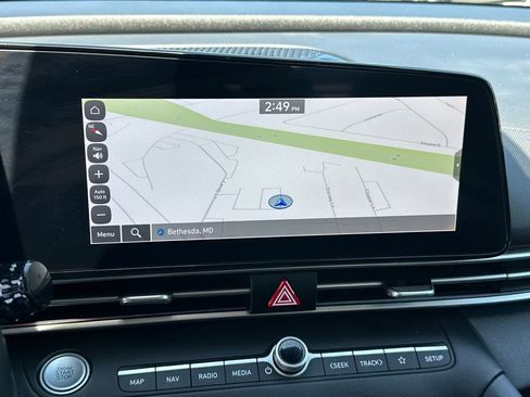 Used 2023 Hyundai Elantra Limited FWD image 24