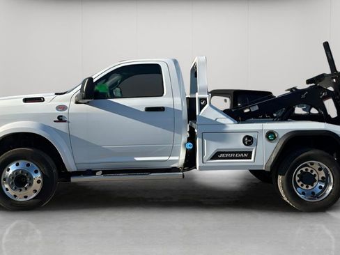 New 2024 RAM 4500 Tradesman image 8