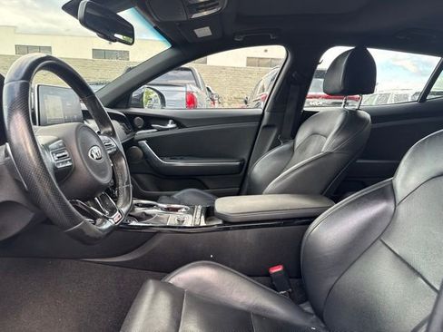 Used 2020 Kia Stinger GT-Line w/ Sun & Sound Package RWD image 9
