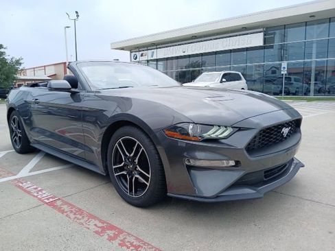 Used 2020 Ford Mustang Premium RWD image 19