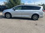 Used 2023 Chrysler Pacifica Limited FWD image 17
