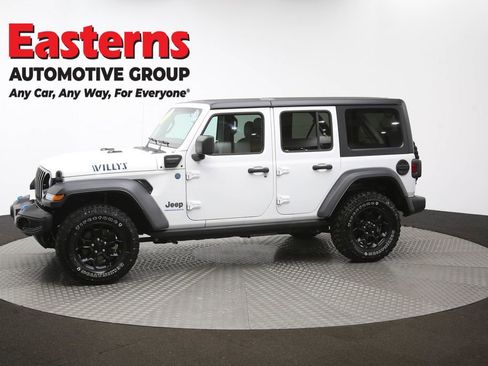 Used 2023 Jeep Wrangler Unlimited w/ Dual Top Group image 55