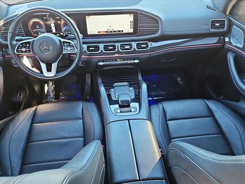 Used 2021 Mercedes-Benz GLS 450 4MATIC image 17