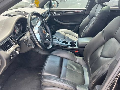 Used 2017 Porsche Macan S AWD/4WD image 7