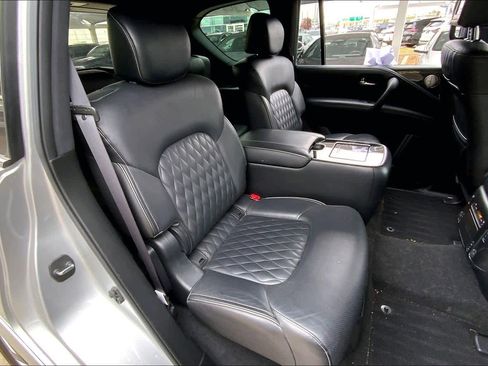 Used 2021 INFINITI QX80 Sensory w/ All-Season Package image 18