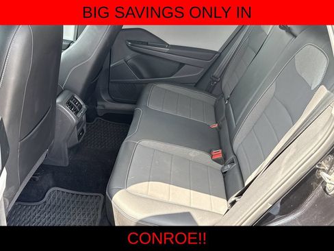 Used 2023 Volkswagen Taos SE FWD image 23