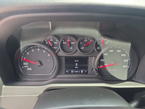 Used 2026 Chevrolet Silverado 1500 W/T w/ WT Value Package AWD/4WD image 18