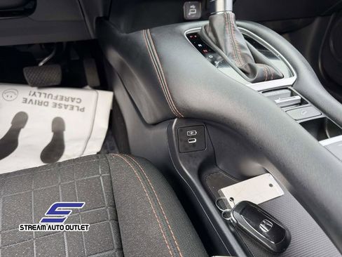 Used 2024 Honda HR-V Sport image 23