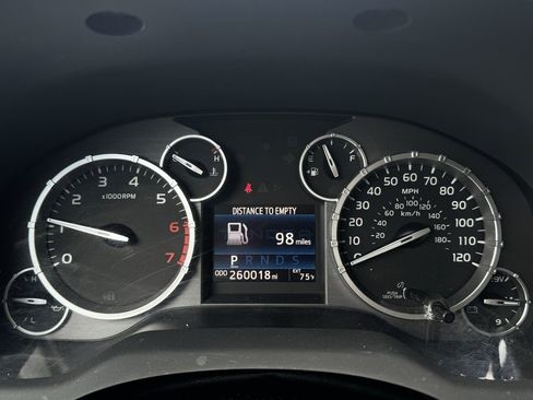 Used 2016 Toyota Tundra SR image 7