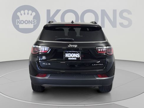 Used 2024 Jeep Compass Limited w/ Sun and Sound Group AWD/4WD image 5