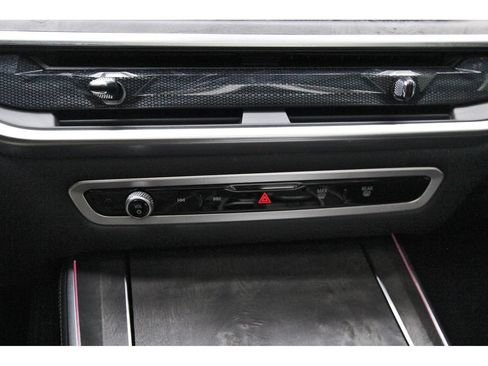 Used 2024 BMW X5 sDrive40i w/ Premium Package RWD image 30