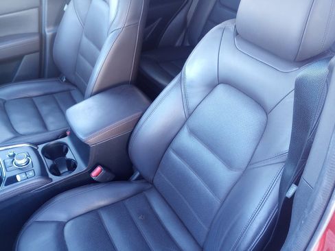 Used 2023 MAZDA CX-5 Signature image 9