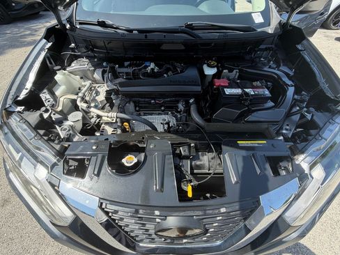 Used 2020 Nissan Rogue S FWD image 19