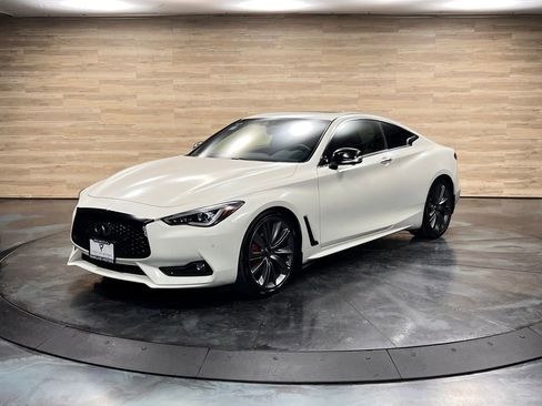 Used 2021 INFINITI Q60 Red Sport 400 RWD image 4