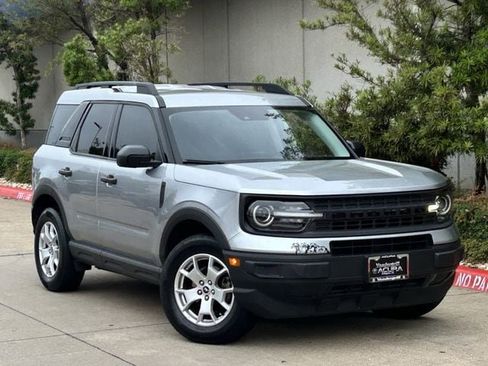 Used 2021 Ford Bronco Sport AWD/4WD image 2