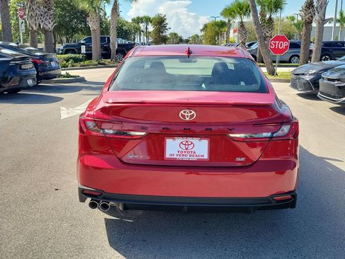 New 2026 Toyota Camry SE w/ Convenience Package FWD image 5