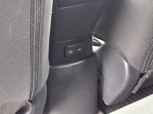 Certified 2025 Nissan Kicks Play S image 20