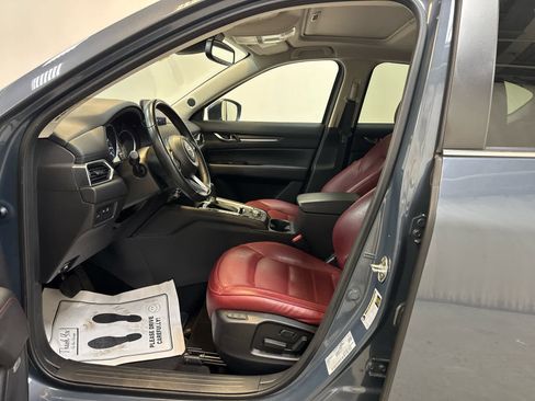Used 2021 MAZDA CX-5 Carbon Edition image 4