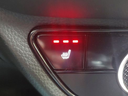 Used 2024 Honda HR-V Sport image 11