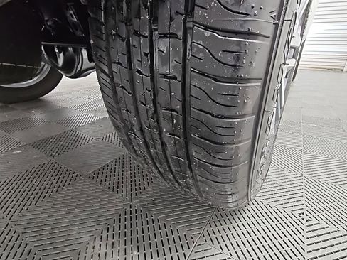 Used 2025 Toyota 4Runner Limited image 55