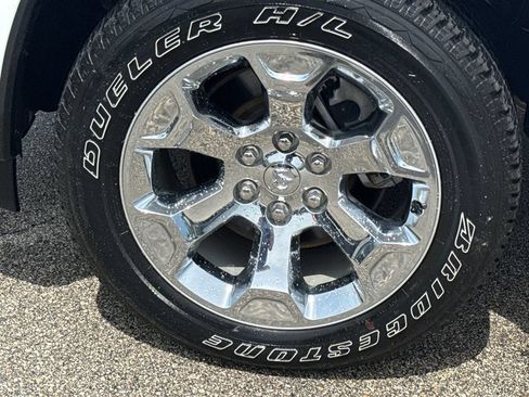 Used 2025 RAM 1500 Big Horn AWD/4WD image 9
