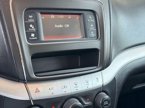 Used 2017 Dodge Journey SE FWD image 24