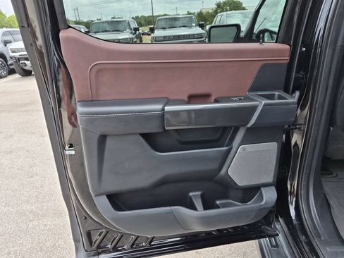 Used 2022 Ford F150 Lariat AWD/4WD image 35